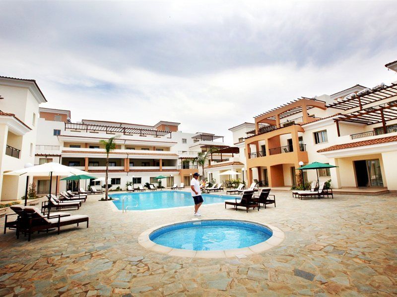 Oracle Exclusive Resort Paphos Eksteriør billede